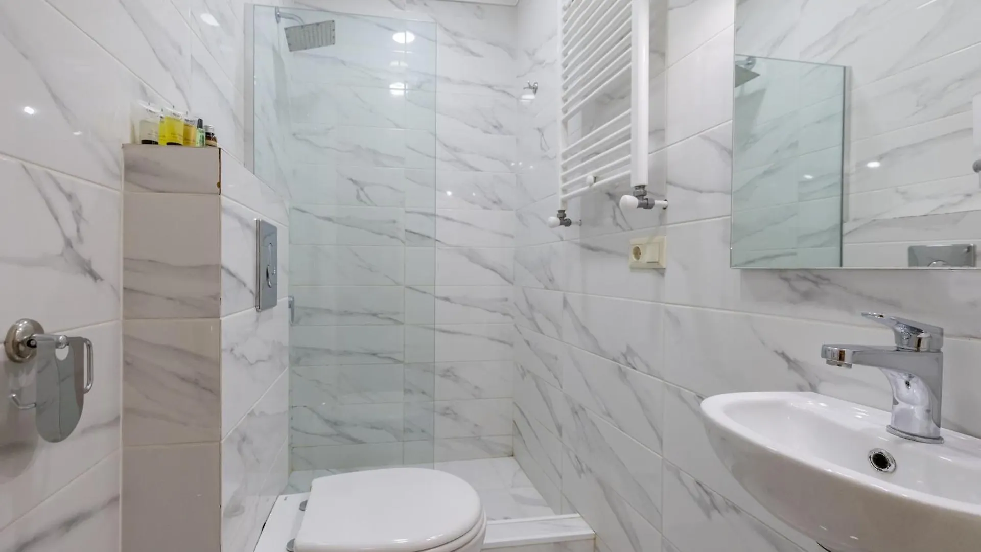 Apartamento Rustaveli Avenue Hub Tiflis