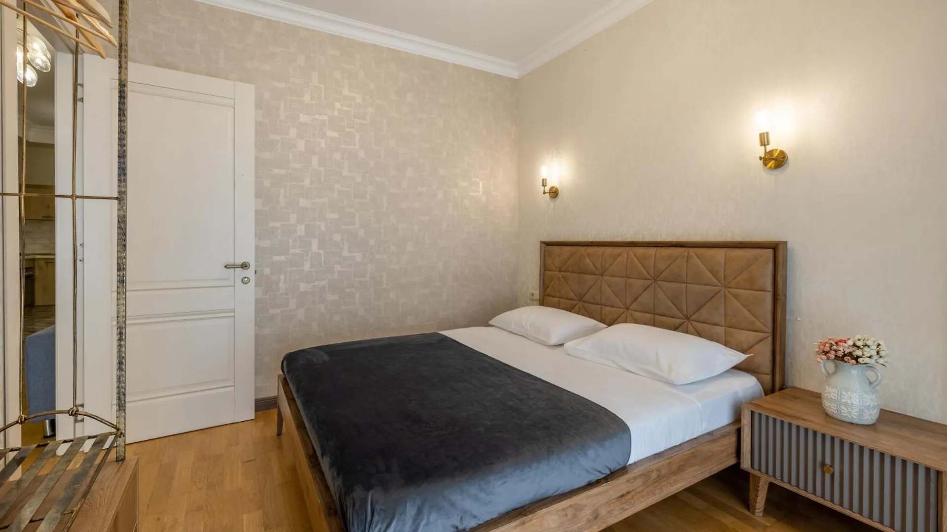 Apartamento Rustaveli Avenue Hub Tiflis